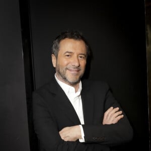 Exclusif - Bernard Montiel dans les backstage de l'enregistrement de l'émission "Olympiascope", avec L.Emera, sur Olympia TV, une chaîne du groupe Canal+ et en replay sur myCANAL, diffusée le 21 juin, à L'Olympia à Paris, France. Le 11 avril 2024. © Jack Tribeca / Bestimage