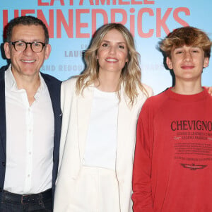 Une avant-première qu'ils ont célébré avec leurs acteurs. 
Jehan Renard, Laurence Arné, Dany Boon, Ferdinand Redouloux et Alicia Hava - Avant-première du film "La Famille Hennedricks" au Cinéma Pathé Beaugrenelle à Paris le 18 juin 2024. © Coadic Guirec/Bestimage