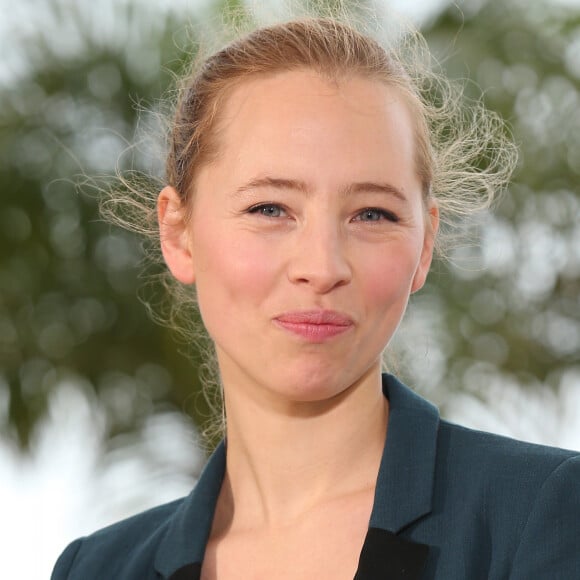 Isild Le Besco - Photocall du film "Les ponts de Sarajevo" lors du 67ème Festival International du Film de Cannes, le 22 mai 2014. 