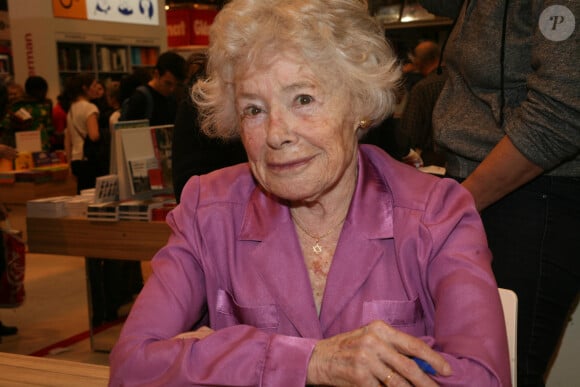 Cela fait un an que Claude Sarraute est décédée.
Claude Sarraute lors de la 37ème édition du Salon du livre au parc des expositions, à la porte de Versailles, à Paris, France. © JLPPA/Bestimage 