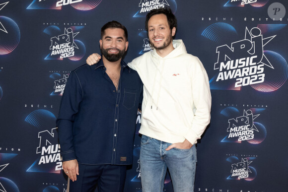 Tapis rouge des NRJ Music Awards. Kendji et Vianney sur le tapis rouge, au Palais des Festivals, à Cannes, le 10 novembre 2023. Shootpix/ABACAPRESS.COM