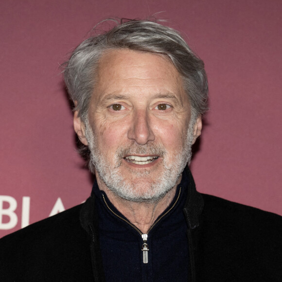 L'âge passant, l'animateur et compagnon de Daphné Roulier affronte les soucis de santé qui vont avec.
Antoine de Caunes assiste à la première de Back To Black à l'Olympia, le 22 avril 2024 à Paris. David Nivière/ABACAPRESS.COM