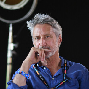 Antoine de Caunes lors de la 25e édition du festival de musique Solidays à l'Hippodrome de Longchamp. Lionel Urman/ABACAPRESS.COM