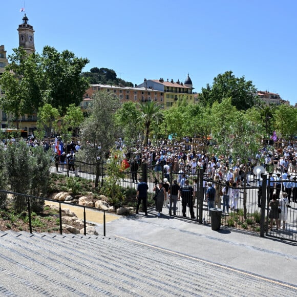 Christian Estrosi et sa femme Laura Tenoudji pour l'inauguration de "La Bourgada" à Nice, le samedi 22 juin 2024