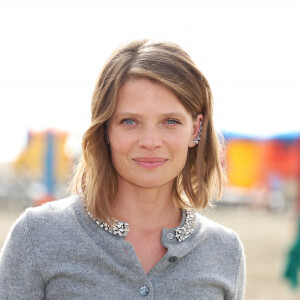 Le musicien partage sa vie avec Mélanie Thierry depuis de très nombreuses années
Melanie Thierry au photocall du jury Révélations sur les planches lors du 49ème Festival du Cinéma Américain de Deauville, le 6 septembre 2023. © Denis Guignebourg/Bestimage 