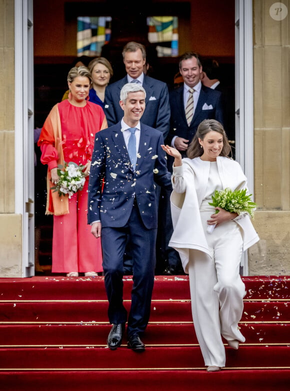 Heureusement, toute la famille sera réunie autour d'eux ! 
Mariage civil de la princesse Alexandra de Luxembourg et Nicolas Bagory à la mairie de Luxembourg le 22 avril 2023.