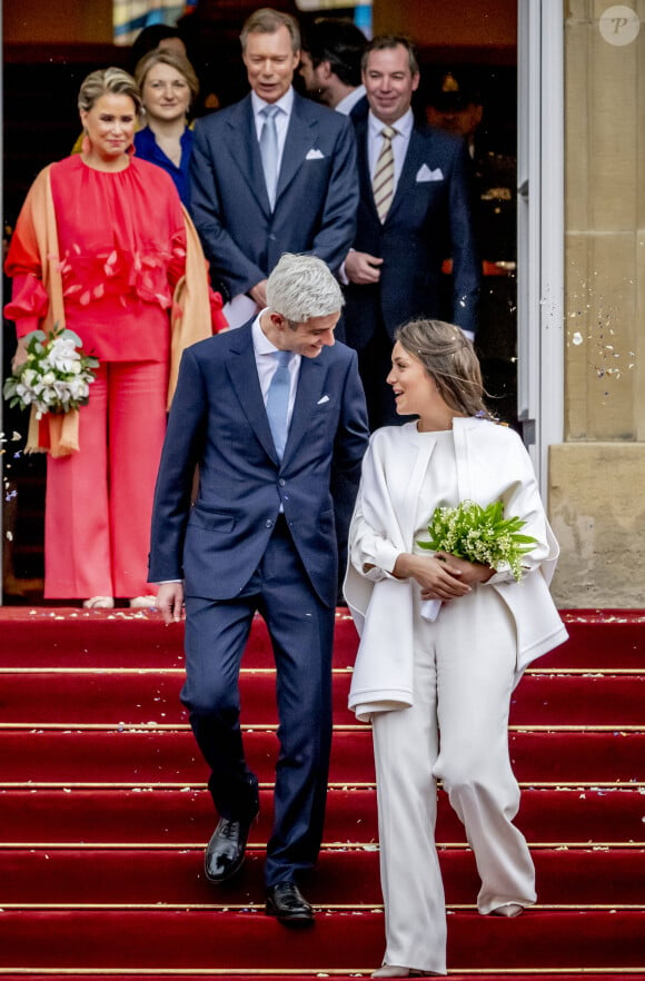 Le Grand-Duc Henri et la Grande Duchesse Maria-Térésa de Luxembourg - Mariage civil de la princesse Alexandra de Luxembourg et Nicolas Bagory à la mairie de Luxembourg le 22 avril 2023.