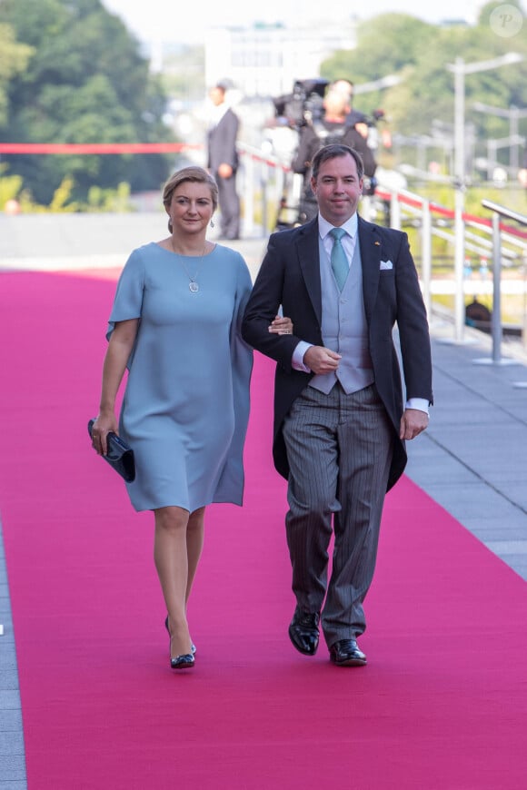 Le grand-duc héritier Guillaume de Luxembourg et Stéphanie de Luxembourg - La famille de Luxembourg arrive à la Philharmonie Luxembourg pour célébrer la fête Nationale le 23 juin 2022. 