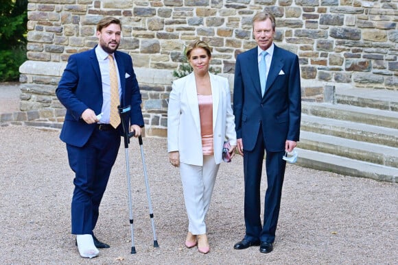 Le grand-duc Henri de Luxembourg, La grande-duchesse Maria Teresa de Luxembourg,Le prince Sébastien de Luxembourg- Baptême du Prince Charles de Luxembourg à l'Abbaye Saint-Maurice-et-Saint-Maur, Clervaux, Luxembourg le 19 septembre 2020. 