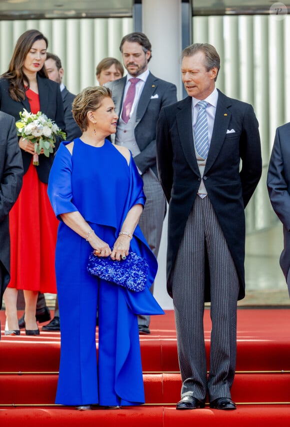 Le prince Félix et la princesse Claire de Luxembourg, Le grand-duc Henri de Luxembourg et La grande-duchesse Maria Teresa de Luxembourg - La famille royale du Luxembourg célèbre la fête nationale à Luxembourg, le 23 juin 2023. 