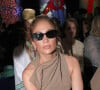 et Jennifer Lopez a fui les rumeurs sur son mariage avec Ben Affleck dans le cadre chic de Dior
Jennifer Lopez au Front Row du défilé de mode Christian Dior Haute-Couture automne-hiver 2024/2025 lors de la Fashion Week de Paris, France, le 24 juin 2024. © Bertrand Rindoff/Bestimage