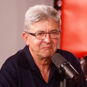 Jean-Luc Mélenchon - J.-L. Mélenchon à la fête de l'humanité 2023 Jour 1 à la base aérienne 217 de Brétigny au Plessis-Pâte, France, le 15 septembre 2023. © Christophe Clovis / Bestimage 