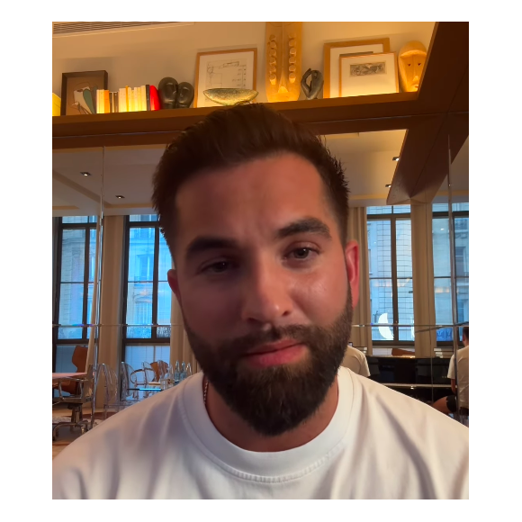 Kendji Girac sort du silence.
Capture d'écran de la vidéo de Kendji Girac.