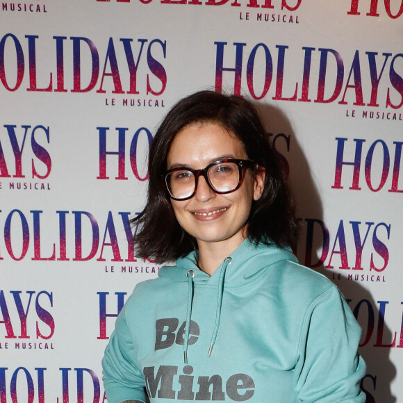 Sur les réseaux sociaux, elle a été annoncée... enceinte !
Semi-exclusif - Lucie Bernardoni au photocall du spectacle "Holidays" à l'Alhambra à Paris, France, le 6 octobre 2023. © Christophe Clovis/Bestimage