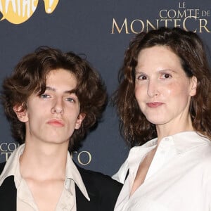 Exclusif - Justine Lévy et son fils lors de l'avant-première du film "Le Comte de Monte-Cristo" au Grand Rex à Paris le 20 juin 2024. © Coadic Guirec / Olivier Borde / Bestimage