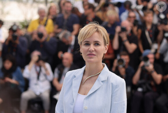 Judith Godrèche au photocall du film "Moi Aussi" lors du 77ème Festival International du Film de Cannes au Palais des Festivals à Cannes, France, le 17 mai 2024. © Jacovides-Moreau/Bestimage 