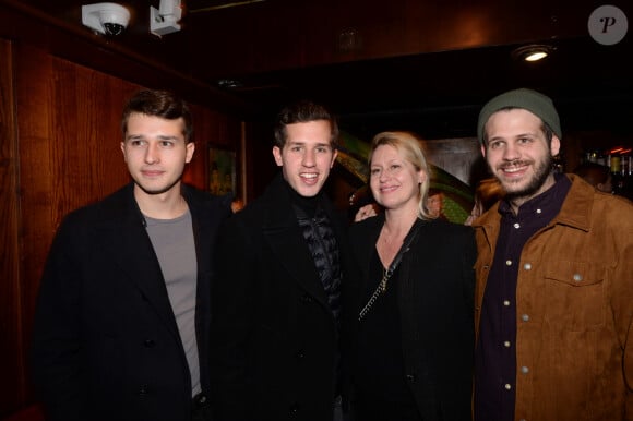 Luana Belmondo avec ses fils Giacomo Belmondo, Victor Belmondo et Alessandro Belmondo à l'after-party du film "Mon Bébé" au Buddha-Bar à Paris, France, le 11 mars 2019. Un évènement organisé par Five Eyes production. © Rachid Bellak/Bestimage 