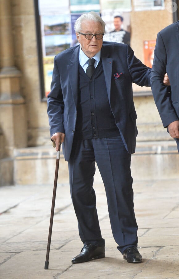 C'est mercredi 3 juillet que l'on a appris sa mort à l'âge de 101 ans. 
Roland Dumas - Obsèques de André Rousselet en la Basilique Sainte-Clotilde de Paris le 2 juin 2016.