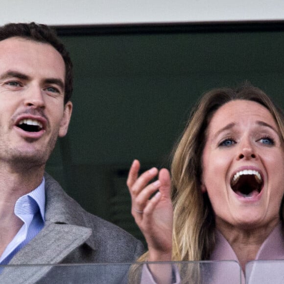 Andy Murray et sa femme Kim Sears lors du 2019 Cheltenham Festival le 13 mars 2019.