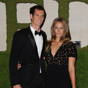 Ce fut également le cas pour sa femme, Kim Sears
 
Andy Murray et sa compagne Kim Sears - Diner des champions du tournoi de Wimbledon a Londres le 7 juillet 2013.