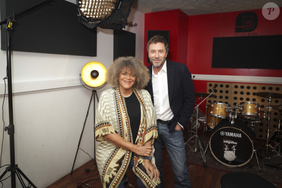 Exclusif - Jocelyne Beroard (chanteuse du goupe Kassav'), Bernard Montiel - Enregistrement de l'émission "OlympiaScope", présentée par B.Montiel et diffusée le 7 juillet sur Olympia TV, une chaîne du groupe Canal+ et en replay sur myCANAL. Le 28 mai 2024 © Jack Tribeca / Bestimage