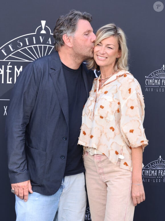 Exclusif - Philippe Lellouche et sa compagne Vanessa Boisjean - Photocall lors de la 3ème édition du Festival du Cinéma Français et de la Gastronomie d'Aix-les-Bains. Le 5 juin 2024 © Denis Guignebourg / Bestimage 