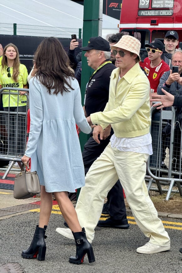 Brad Pitt et Ines De Ramon au Grand Prix de Grande-Bretagne à Silverstone. Photo by Splash News/ABACAPRESS.COM