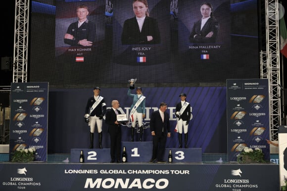 Max Kühner, Inès Joly, Nina Mallevaey, Matthias Breschan (CEO Longines), Jan Tops - Jumping international Monte Carlo, Longines Global Champions Tour à Monaco le 6 juillet 2024. © Claudia Albuquerque/Bestimage 