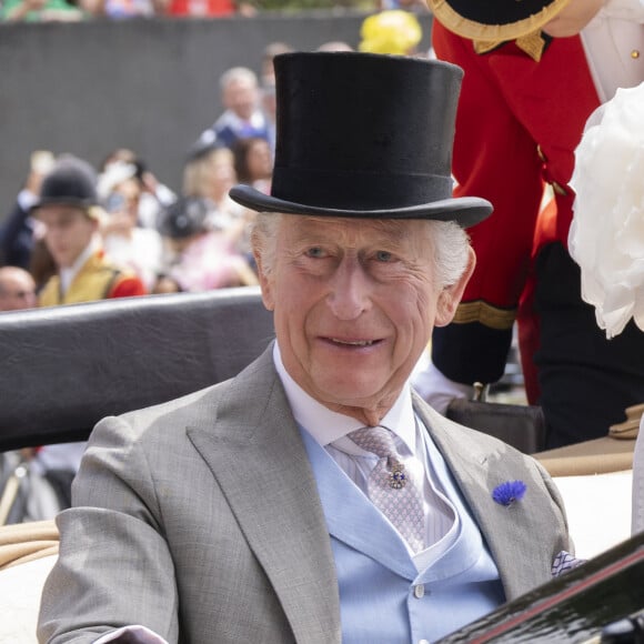 Le roi Charles III d'Angleterre - La famille royale d'Angleterre aux courses hippiques "Royal Ascot 2024" à Ascot. Le 20 juin 2024