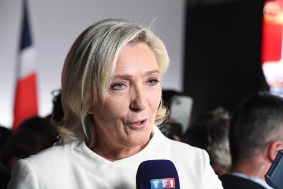 Marine Le Pen lors de la soirée électorale du Rassemblement National lors du second tour des élections législatives au Parc Floral à Paris le 7 juillet 2024.