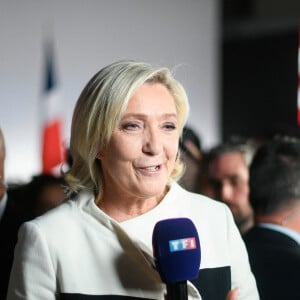 Marine Le Pen lors de la soirée électorale du Rassemblement National lors du second tour des élections législatives au Parc Floral à Paris le 7 juillet 2024.
