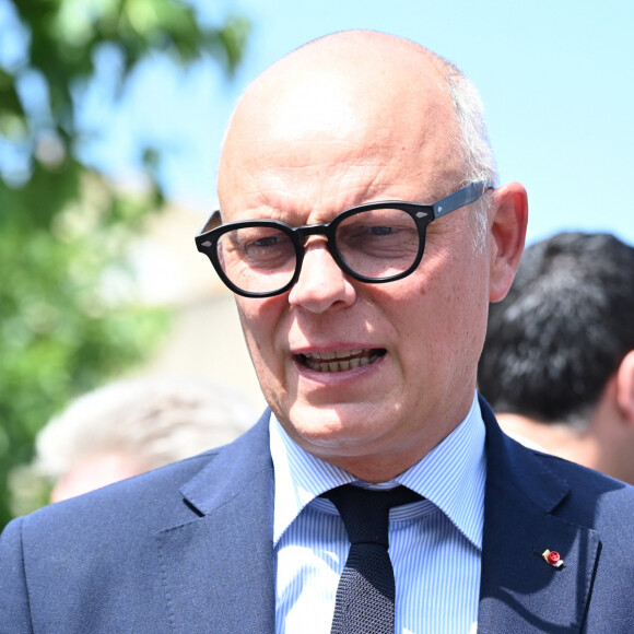 E.Philippe en déplacement pour soutenir la candidate L.Cristol, et son suppléant A.Moynier, aux élections législatives à Saturargues (Hérault), le 26 juin 2024. © Valentina Claret / Panoramic / Bestimage