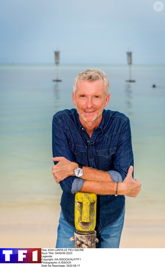 Portrait officiel de Denis Brogniart pour "Koh-Lanta, le Feu sacré". ©A.ISSOCK/ALP/TF1