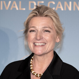 Anne-Elisabeth Lemoine assiste à la cérémonie d'ouverture du dîner de gala officiel lors de la 77e édition du Festival de Cannes, le 14 mai 2024. David NIVIERE/ABACAPRESS.COM
