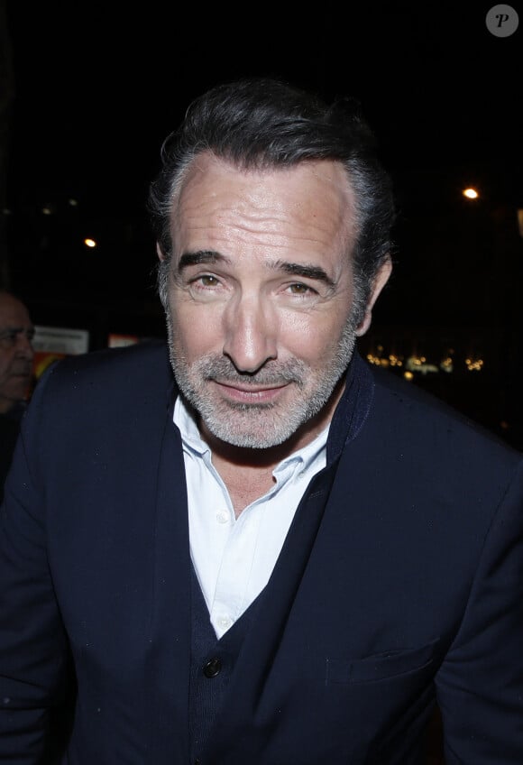 Jean Dujardin à l'avant-première du film "Sur les chemins noirs" au cinema UGC Normandie à Paris le 13 mars 2023