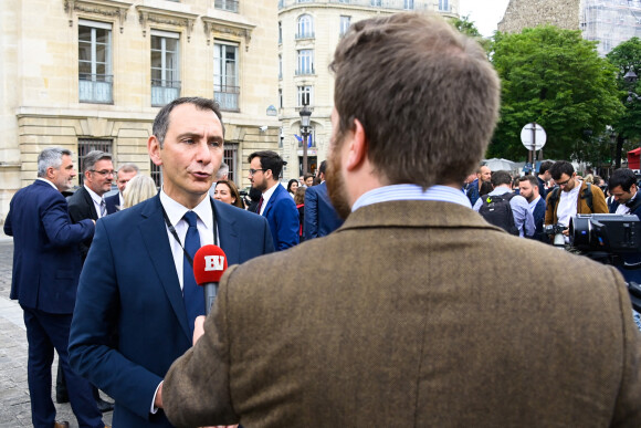 Laurent Jacobelli ( Rassemblement National ) - Arrivée des députés à l'Assemblée nationale, après les élections législatives du 19 juin 2022. Paris. Le 22 juin 2022. © Federico Pestellini / Panoramic / Bestimage 