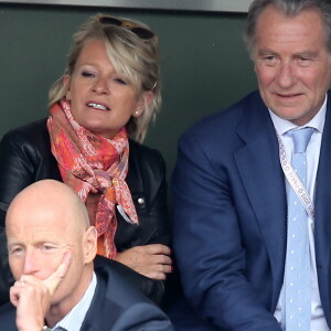 Sophie Davant et William Leymergie - People dans les tribunes des Internationaux de France de tennis de Roland Garros à Paris. Le 26 mai 2015