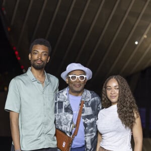 Jackson Lee, Spike Lee, Satchel Lee - Photocall du dîner "Prelude pour les JO" à la Fondation Vuitton à Paris, France, le 25 juillet 2024. © Olivier Borde/Bestimage 