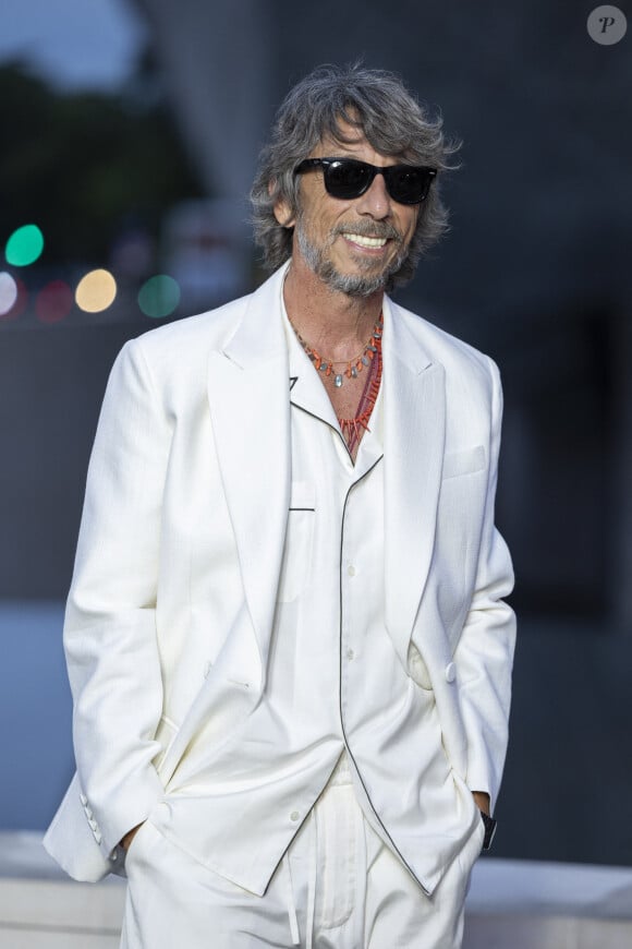 Pierpaolo Piccioli - Photocall du dîner "Prelude pour les JO" à la Fondation Vuitton à Paris, France, le 25 juillet 2024. © Olivier Borde/Bestimage 