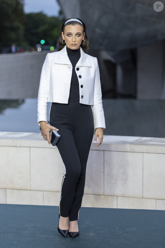 Emma Chamberlain - Photocall du dîner "Prelude pour les JO" à la Fondation Vuitton à Paris, France, le 25 juillet 2024. © Olivier Borde/Bestimage 