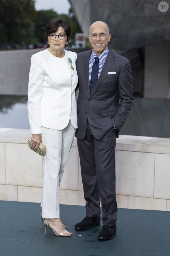 Marilyn Katzenberg, Jeffrey Katzenberg - Photocall du dîner "Prelude pour les JO" à la Fondation Vuitton à Paris, France, le 25 juillet 2024. © Olivier Borde/Bestimage 