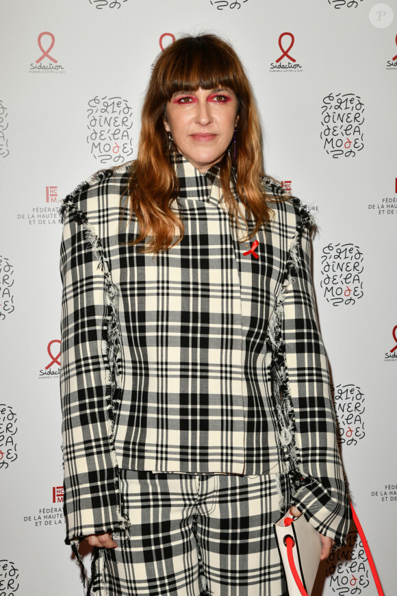 Daphne Burki - Photocall du " Dîner de la Mode " au bénéfice du Sidaction, au Palais de Tokyo, dans le cadre de la Fashion Week de Paris. Le 25 Janvier 2024. © Rachid Bellak / Bestimage 