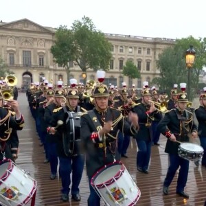 Ce featuring a surpris les téléspectateurs, qui se sont demandé si celui-ci avait été validé et préparé en amont...