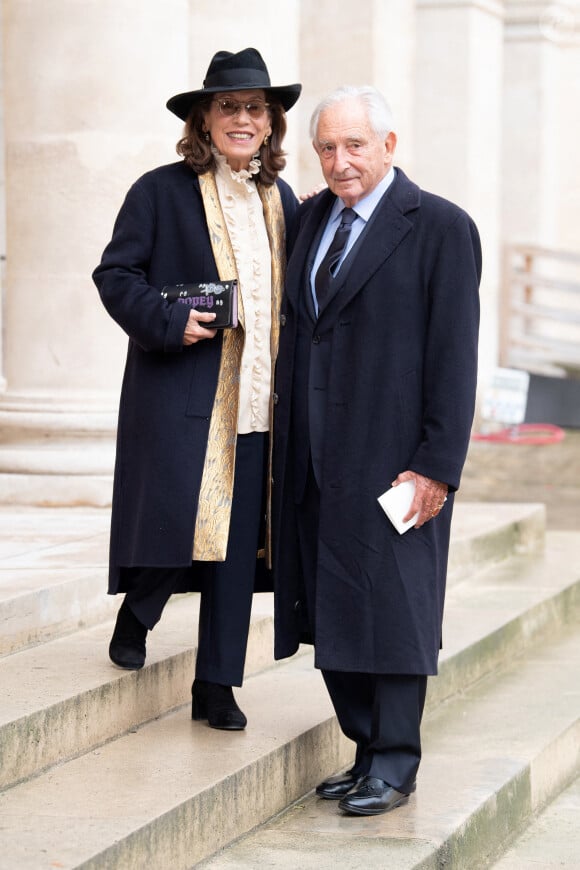 En plein Jeux Olympiques, un membre emblématique de la famille royale de Grèce est décédé...
Le prince Michel de Grèce et la princesse Marina de Grèce assistent au mariage royal du prince Jean-Christophe Napoléon et d'Olympia Von Arco-Zinneberg aux Invalides, le 19 octobre 2019 à Paris. David Nivière/ABACAPRESS.COM