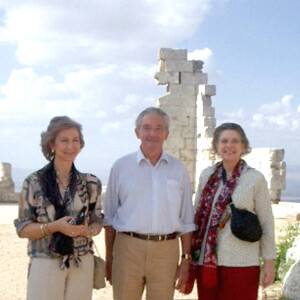 EXCLUSIVE. Queen Sofia of Spain on the site of Saint-Simeon or Qalaat Samaan, Syria, during a five-day anonymous holiday (October 30 to November 3) in Syria as a simple tourist, only accompanied by her sister princess Irena and her cousin Prince Michael of Greece and his wife, and only a couple of security agents. Photo by Balkis Press/ABACA. 