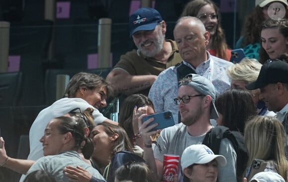 Tom Cruise soutient l'équipe USA pour les qualifications en gymnastique artistique lors des Jeux Olympiques de Paris 2024 (JO) au Palais omnisports Bercy Arena à Paris, France, le 28 juillet 2024. © Ulrik Pedersen/CSM via ZUMA Press/Bestimage