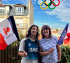 Estelle Denis et Victoire étaient aux couleurs de la France pour l'occasion
 
Estelle Denis et sa fille, Victoire aux JO de Paris, ce dimanche 28 juin 2024.