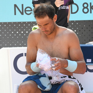 Carlos Alcaraz bat Rafael Nadal (6-2, 1-6, 6-3) lors du tournoi Masters 1000 de Madrid le 6 mai 2022