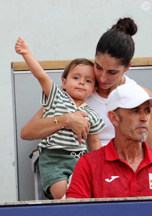 Xisca Nadal et Rafael Junior - La famille de Rafael Nadal assistent à la victoire de Rafael Nadal et Carlos Alcaraz face à T. Griekspoor et W. Koolhof lors des Jeux Olympiques de Paris2024 (JO) à Paris le 30 juillet 2024. © Jacovides-Perusseau/Bestimage 