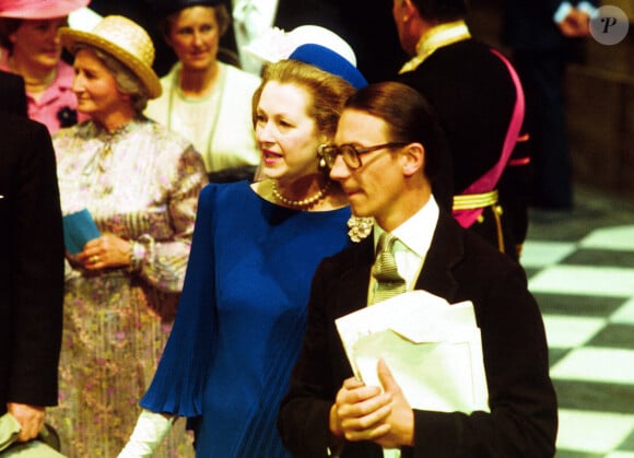 Robert Fellows et Lady Raine Spencer à la cathédrale Saint Paul de Londres le 29 juillet 1981